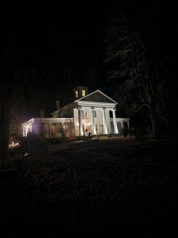 1833之家住宿加早餐旅馆 米斯蒂克 外观 照片